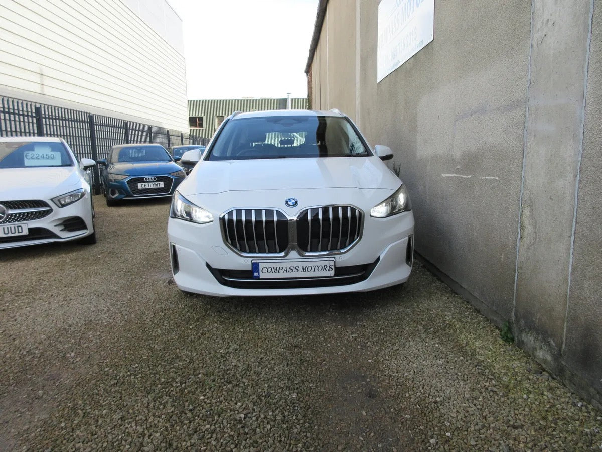 2023 BMW 225e XDRIVE 4x4